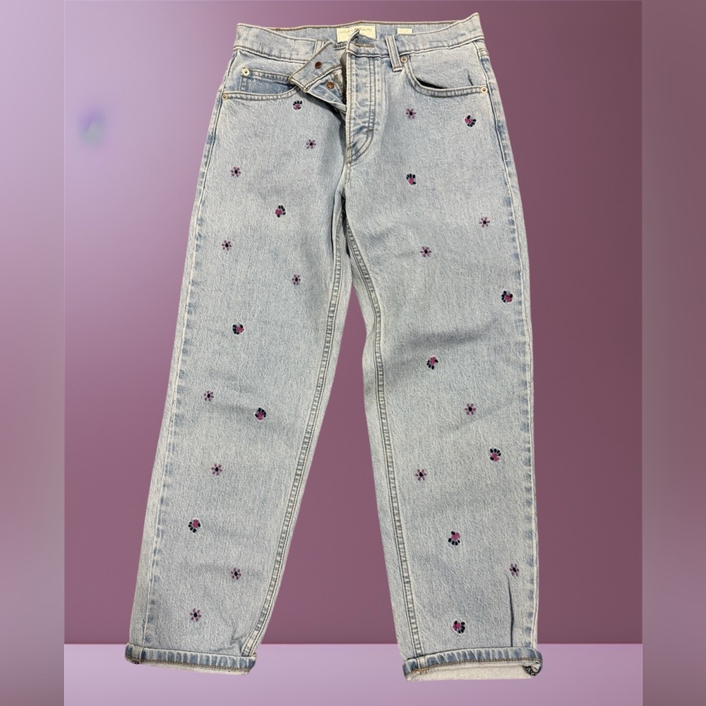 Lucky Brand Light Wash Blue Denim Jeans with floral embroidery size 0/25